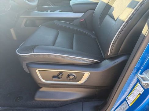 Used 2025 RAM 1500 Laramie w/ Night Edition image 5