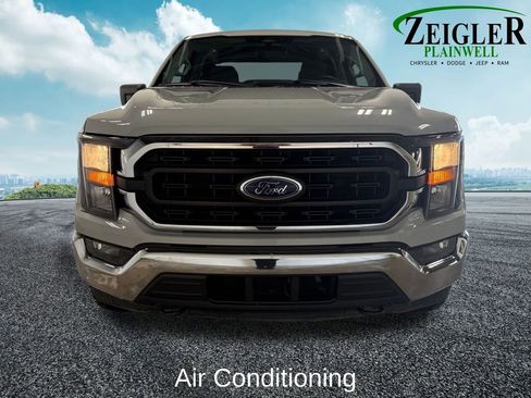 Used 2023 Ford F150 XLT w/ Trailer Tow Package image 8