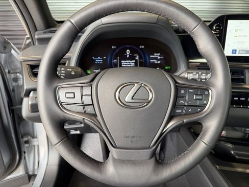 Used 2025 Lexus UX 300h FWD w/ Cold Area Package image 14