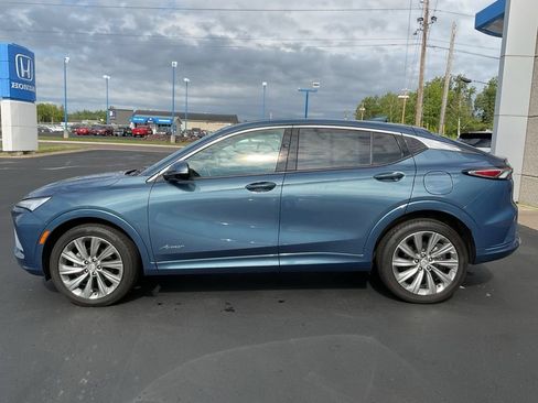 Used 2025 Buick Envista Avenir FWD image 8