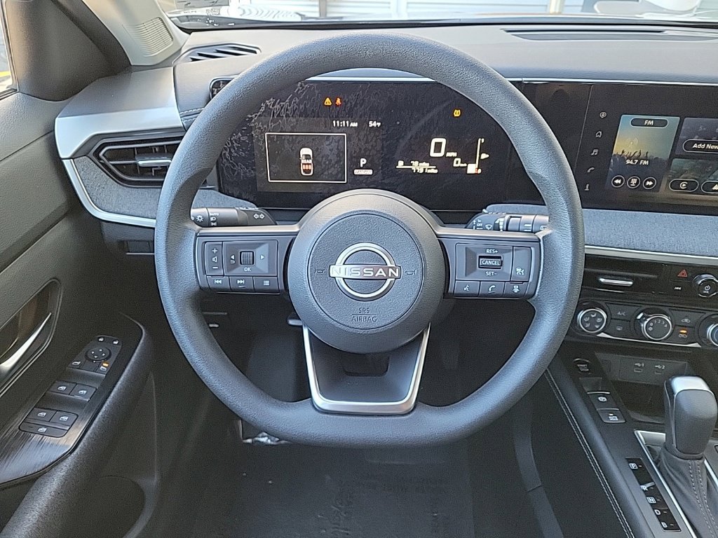 Certified 2025 Nissan Kicks SV w/ Charging Package AWD/4WD image 19