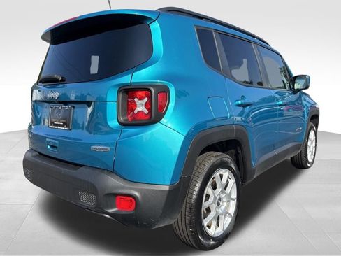 Used 2020 Jeep Renegade Latitude w/ Cold Weather Group AWD/4WD image 5