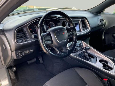 Used 2022 Dodge Challenger GT w/ Blacktop Package RWD image 15
