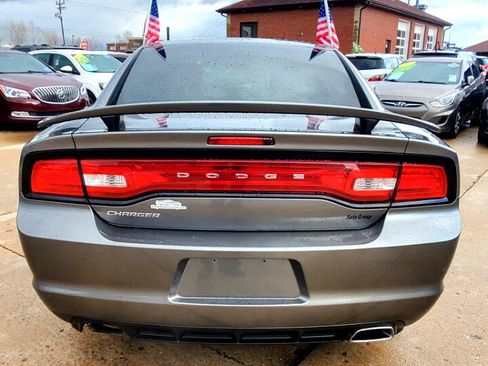 Used 2011 Dodge Charger SE image 8