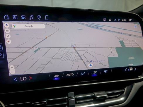 New 2026 Chevrolet Equinox EV LT w/ Midnight Package image 15