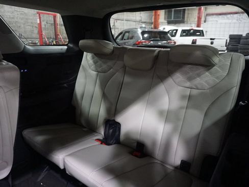 Used 2021 Hyundai Palisade Calligraphy FWD image 17