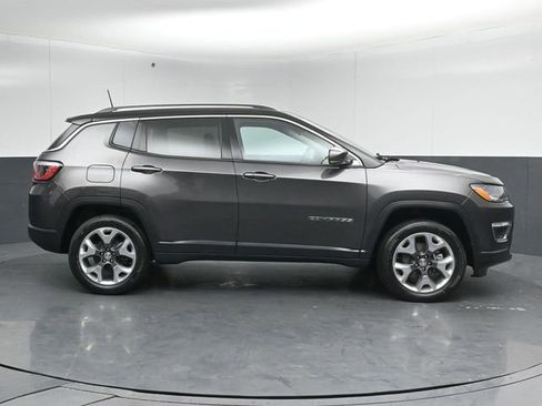 Used 2020 Jeep Compass Limited AWD/4WD image 8