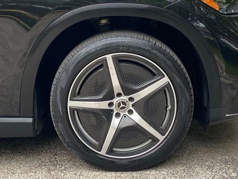 Used 2023 Mercedes-Benz EQE 350+ 4MATIC SUV w/ AMG Line Exterior Package image 11