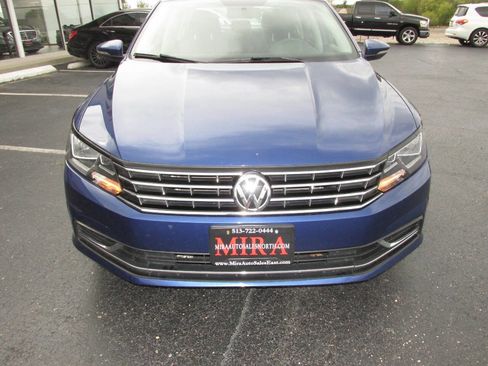 Used 2016 Volkswagen Passat 1.8T S FWD image 36