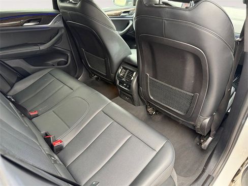 Used 2023 BMW X4 xDrive30i image 28