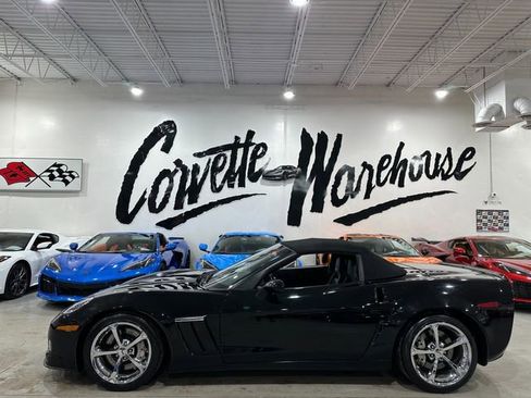 Used 2010 Chevrolet Corvette Grand Sport w/ Preferred Equipment Group image 2