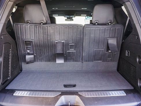 Used 2024 Chevrolet Tahoe RST image 25