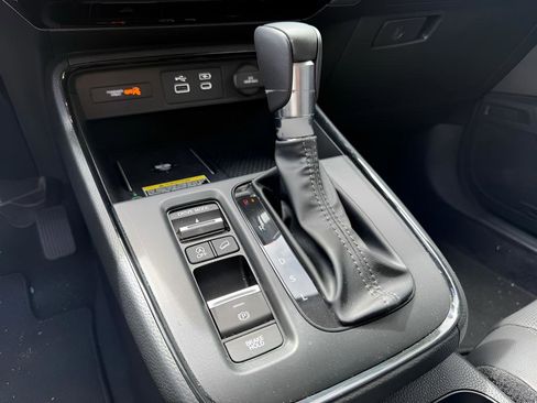 Used 2024 Honda CR-V EX-L image 30