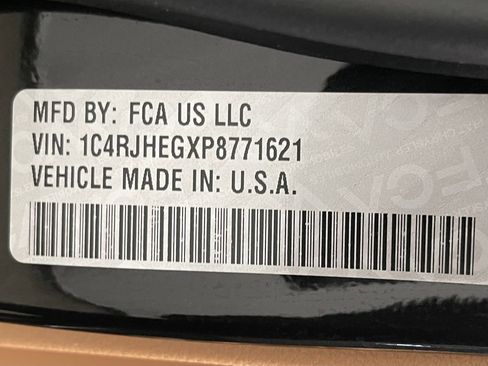 Used 2023 Jeep Grand Cherokee Summit image 25