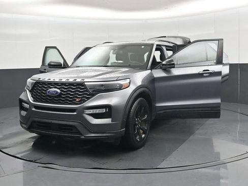 Used 2021 Ford Explorer ST w/ Equipment Group 401A AWD/4WD image 61