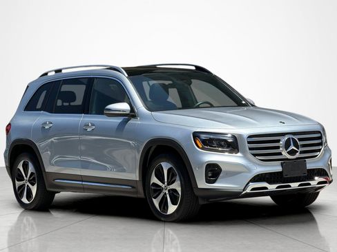 Used 2026 Mercedes-Benz GLB 250 image 7
