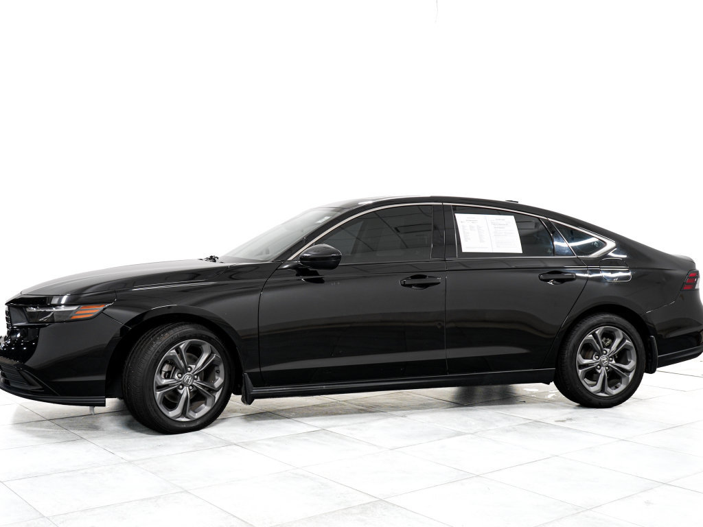 Used 2023 Honda Accord EX image 4