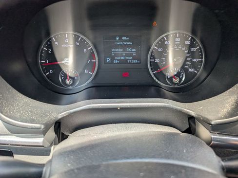 Used 2022 Kia Telluride S FWD image 15