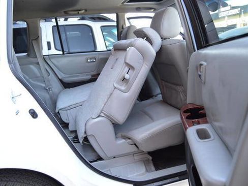 Used 2004 Toyota Highlander Limited AWD/4WD image 13