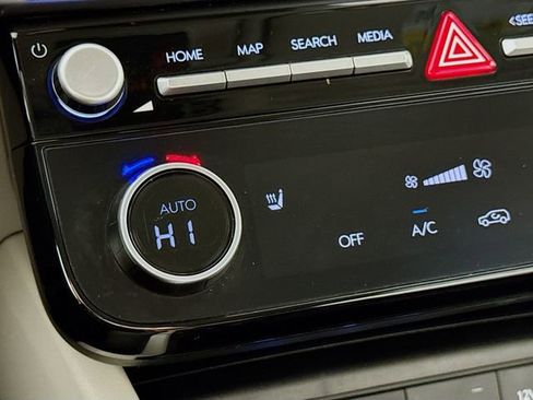 Certified 2025 Hyundai Tucson SEL image 21