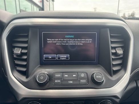 Used 2019 GMC Acadia SLT w/ LPO, Floor Liner Package image 15
