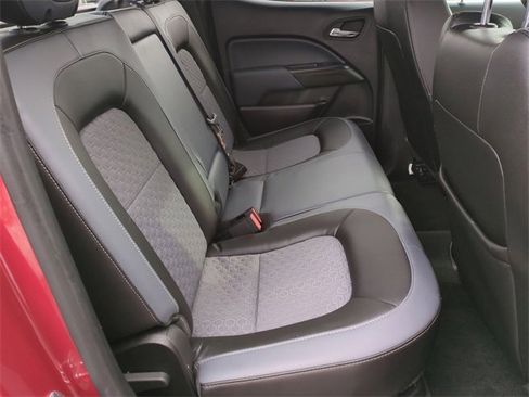 Used 2015 Chevrolet Colorado Z71 w/ Trail Boss Edition image 25