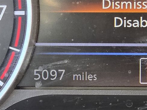 Used 2024 Nissan Sentra SV image 27