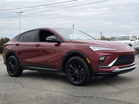 Used 2025 Buick Envista Sport Touring w/ Convenience I Package image 4