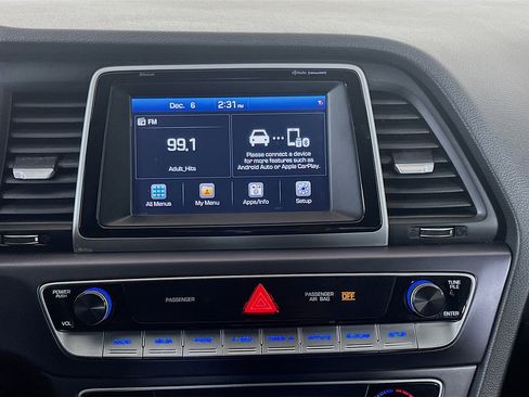 Used 2019 Hyundai Sonata Sport image 21