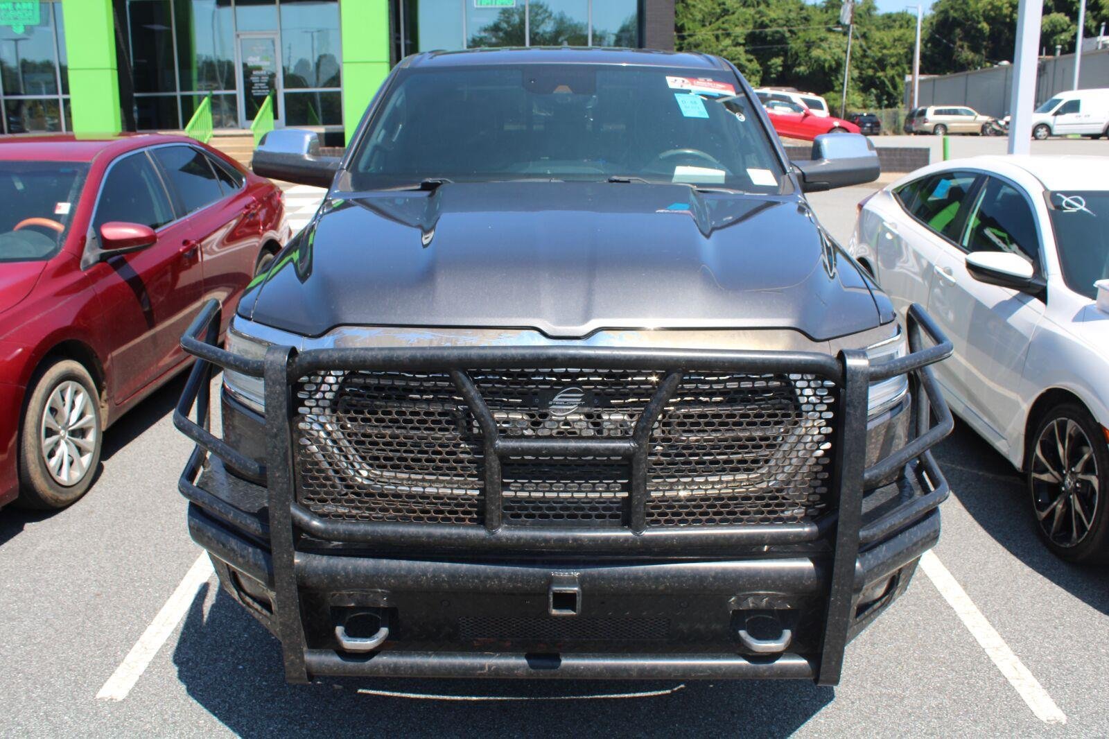 Used 2019 RAM 1500 Limited w/ Advanced Safety Group AWD/4WD image 2