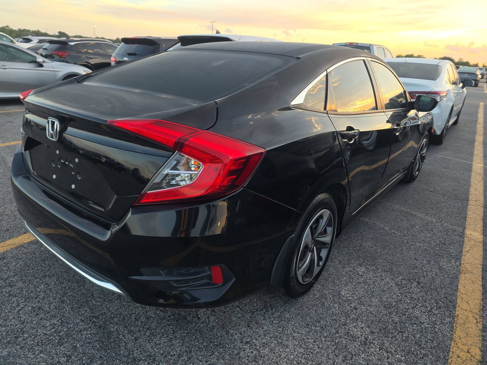 Used 2019 Honda Civic LX image 2