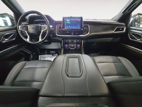 Certified 2023 Chevrolet Suburban Z71 w/ Luxury Package AWD/4WD image 15