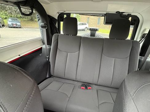 Used 2017 Jeep Wrangler Sport AWD/4WD image 23