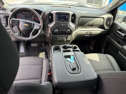 Used 2024 Chevrolet Silverado 2500 Custom w/ Custom Value Package AWD/4WD image 12