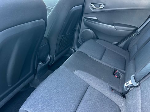 Used 2023 Hyundai Kona SE w/ Cargo Package FWD image 12