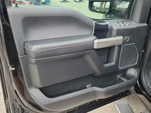 Used 2021 Ford F250 Platinum AWD/4WD image 18