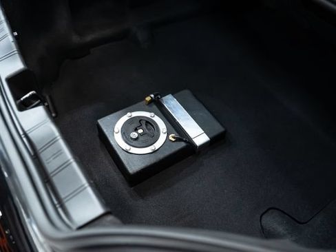 Used 2018 Chevrolet Camaro ZL1 RWD image 24