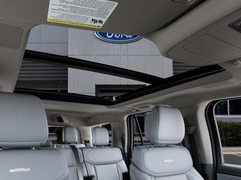 New 2027 Ford Expedition Platinum w/ Driver's Package AWD/4WD image 22