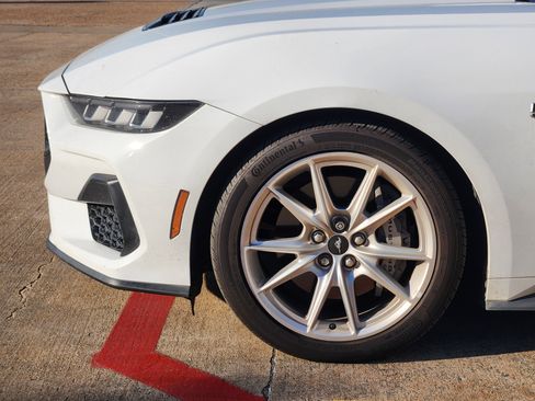 Used 2024 Ford Mustang GT Premium image 5