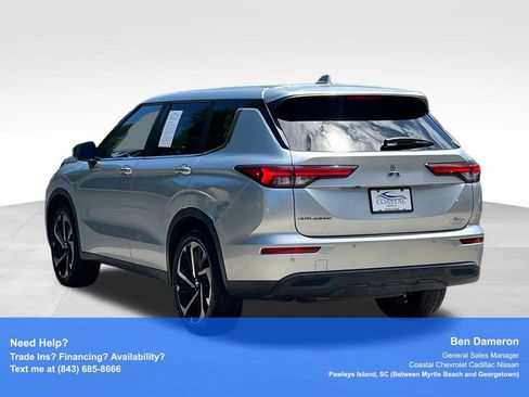 Used 2022 Mitsubishi Outlander ES FWD image 12