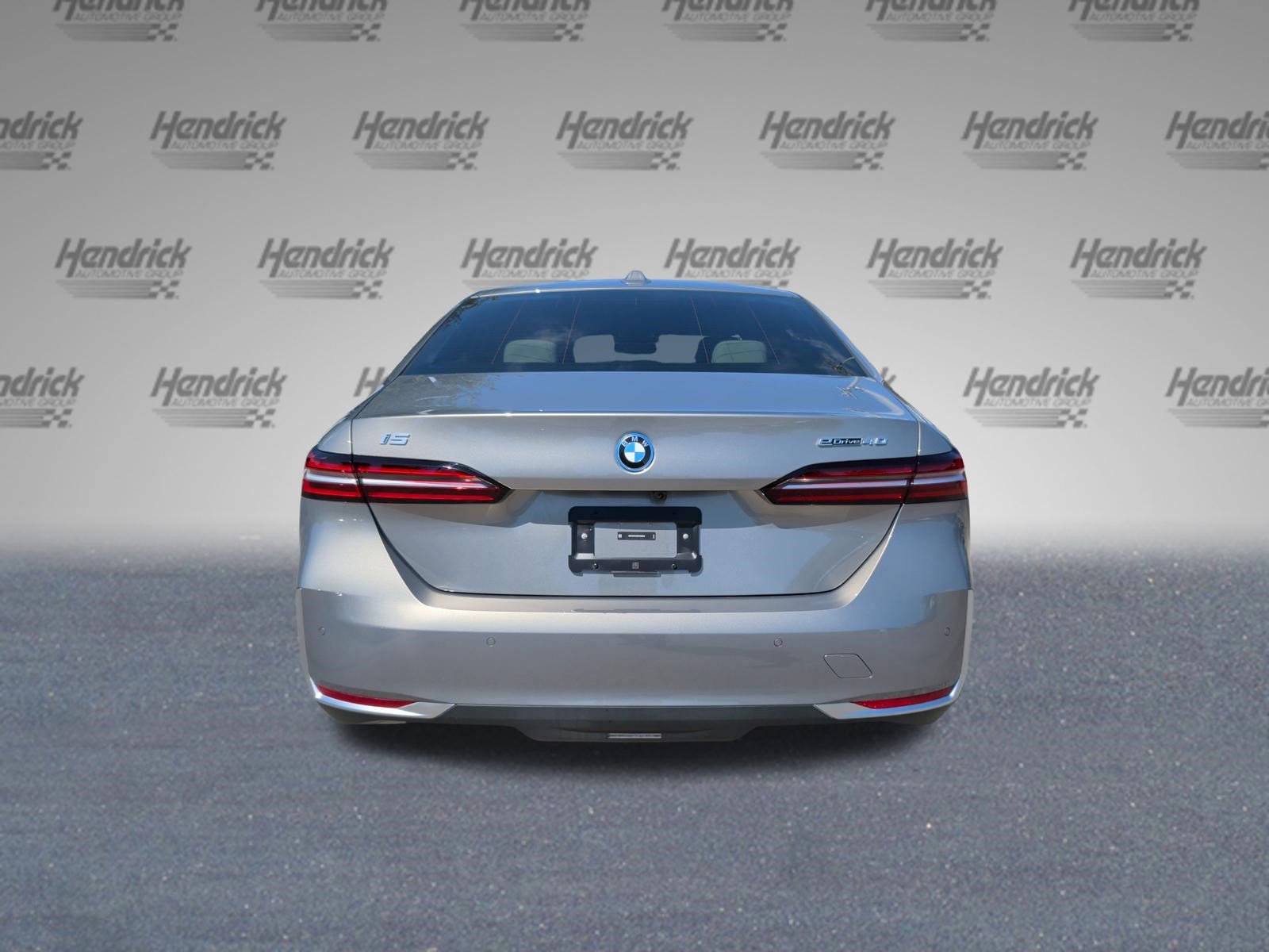Certified 2024 BMW i5 eDrive40i w/ Premium Package RWD image 8