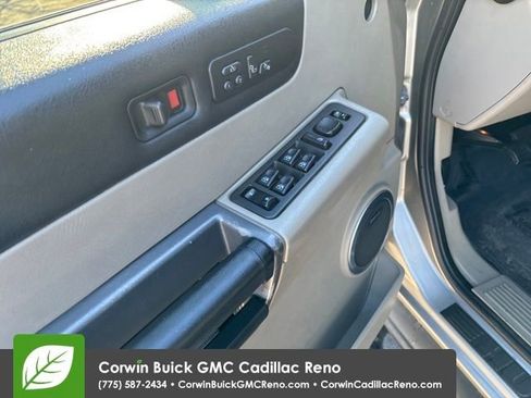 Used 2003 HUMMER H2 w/ Preferred Equipment Group image 12