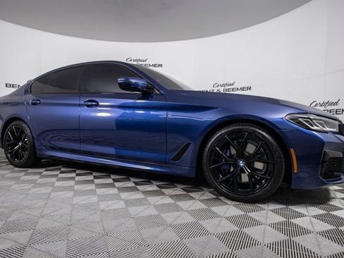 Used 2023 BMW 530i xDrive w/ M Sport Package AWD/4WD image 2