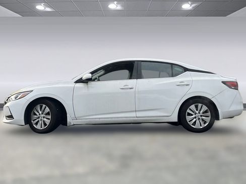Used 2020 Nissan Sentra S image 2
