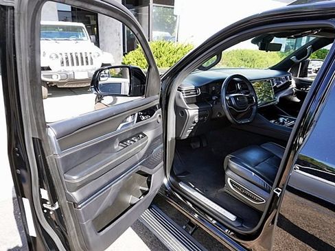 Certified 2024 Jeep Grand Wagoneer L Series II w/ Quick Order Packagew 28T AWD/4WD image 44