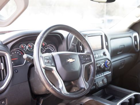 Used 2021 Chevrolet Silverado 2500 LT w/ Convenience Package image 20