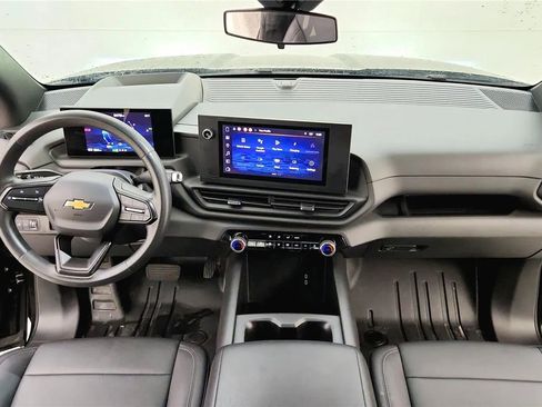 Used 2024 Chevrolet Silverado EV W/T AWD/4WD image 35