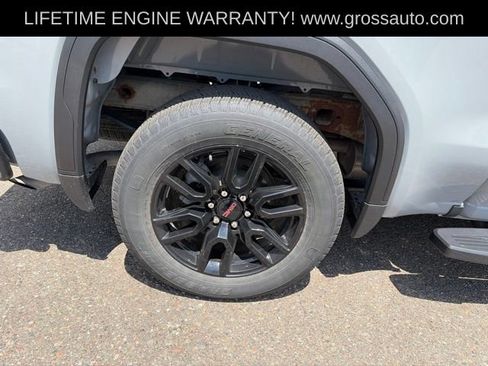 Used 2024 GMC Sierra 1500 Elevation w/ LPO, Elevation Black Package AWD/4WD image 10