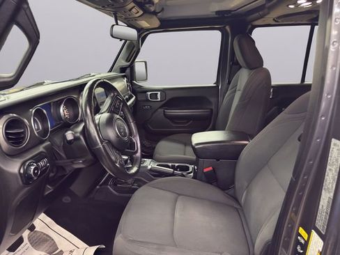 Used 2021 Jeep Wrangler Unlimited Sport image 9