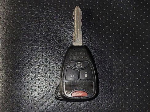 Used 2016 Jeep Compass High Altitude AWD/4WD image 32